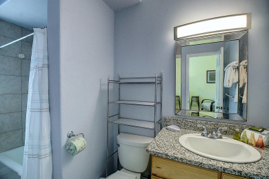 Lake House Pet Friendly, Beachside condo, community pool and beach access, , on Gulf of Mexico - Port Aransas in Texas - Lakehouse Vacation Rental - Lake Home for rent on LakeHouseVacations.com