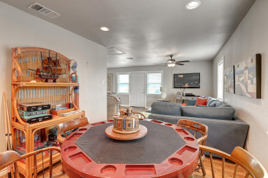 Lake House New Coastal Container Home! Close to the beach, private pool!, , on Gulf of Mexico - Port Aransas in Texas - Lakehouse Vacation Rental - Lake Home for rent on LakeHouseVacations.com