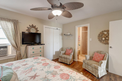 Lake House New Coastal Container Home! Close to the beach, private pool!, , on Gulf of Mexico - Port Aransas in Texas - Lakehouse Vacation Rental - Lake Home for rent on LakeHouseVacations.com