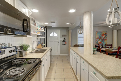 Lake House New Coastal Container Home! Close to the beach, private pool!, , on Gulf of Mexico - Port Aransas in Texas - Lakehouse Vacation Rental - Lake Home for rent on LakeHouseVacations.com