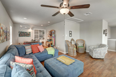 Lake House New Coastal Container Home! Close to the beach, private pool!, , on Gulf of Mexico - Port Aransas in Texas - Lakehouse Vacation Rental - Lake Home for rent on LakeHouseVacations.com