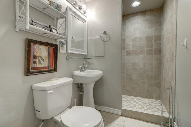 Lake House New Coastal Container Home! Close to the beach, private pool!, , on Gulf of Mexico - Port Aransas in Texas - Lakehouse Vacation Rental - Lake Home for rent on LakeHouseVacations.com