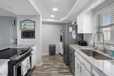 Lake House El Matador 155 by Alicia Hollis Rentals Open Aug 2 FREE TICKETS! $300Day, , on Gulf of Mexico - Fort Walton in Florida - Lakehouse Vacation Rental - Lake Home for rent on LakeHouseVacations.com