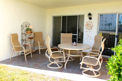 Lake House El Matador 215 by Alicia Hollis Rent Free Daily Beach Chairs, , on Gulf of Mexico - Fort Walton in Florida - Lakehouse Vacation Rental - Lake Home for rent on LakeHouseVacations.com