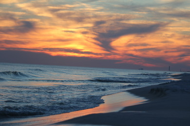 Lake House El Matador 215 by Alicia Hollis Rent Free Daily Beach Chairs, , on Gulf of Mexico - Fort Walton in Florida - Lakehouse Vacation Rental - Lake Home for rent on LakeHouseVacations.com