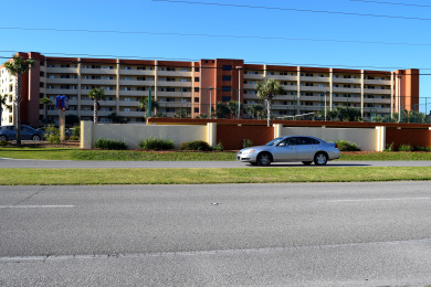 Lake House 310 Surf Dweller by Alicia Hollis Rentals Open Aug 3 FREE TICKETS! $300Day, , on Gulf of Mexico - Fort Walton in Florida - Lakehouse Vacation Rental - Lake Home for rent on LakeHouseVacations.com