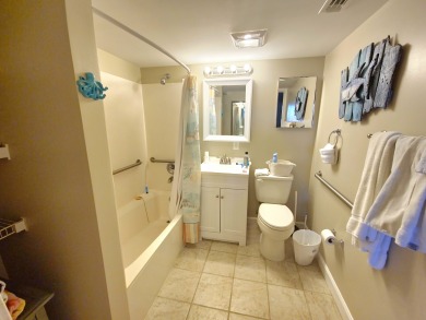 Lake House PI 114 Whispering Shores - MUST see Cozy waterfront condo! Free golf & more , , on Gulf of Mexico - Fort Walton in Florida - Lakehouse Vacation Rental - Lake Home for rent on LakeHouseVacations.com