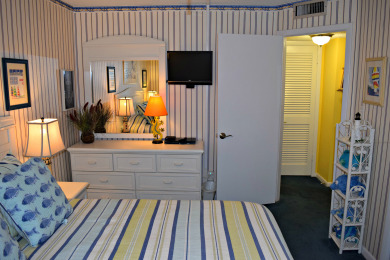 Lake House El Matador 361 by Alicia Hollis Rentals Open Aug 16 FREE ADVENTURES! $300Day, , on  in Florida - Lakehouse Vacation Rental - Lake Home for rent on LakeHouseVacations.com