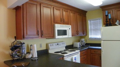 Lake House Island Winds 102 by Alicia Hollis Rentals Across the beach, , on Gulf of Mexico - Fort Walton in Florida - Lakehouse Vacation Rental - Lake Home for rent on LakeHouseVacations.com