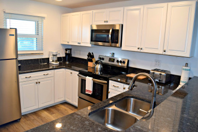 Lake House Emerald Isle 509 by Alicia Hollis Rentals Open Aug 3 FREE TICKETS! $300Day, , on Gulf of Mexico - Fort Walton in Florida - Lakehouse Vacation Rental - Lake Home for rent on LakeHouseVacations.com
