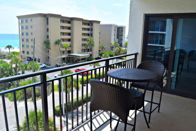Lake House Emerald Isle 509 by Alicia Hollis Rentals Open Aug 3 FREE TICKETS! $300Day, , on Gulf of Mexico - Fort Walton in Florida - Lakehouse Vacation Rental - Lake Home for rent on LakeHouseVacations.com