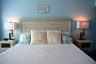 Lake House Emerald Isle 509 by Alicia Hollis Rentals Open Aug 3 FREE TICKETS! $300Day, , on Gulf of Mexico - Fort Walton in Florida - Lakehouse Vacation Rental - Lake Home for rent on LakeHouseVacations.com