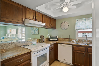 Lake House El Matador 369 by Alicia Hollis Rentals Open Aug 3 FREE TICKETS! $300Day, , on Gulf of Mexico - Fort Walton in Florida - Lakehouse Vacation Rental - Lake Home for rent on LakeHouseVacations.com