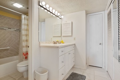 Lake House El Matador 369 by Alicia Hollis Rentals Open Aug 3 FREE TICKETS! $300Day, , on Gulf of Mexico - Fort Walton in Florida - Lakehouse Vacation Rental - Lake Home for rent on LakeHouseVacations.com