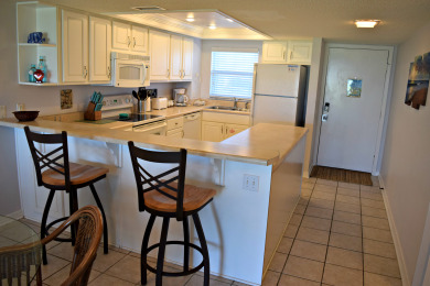 Lake House El Matador 311 by Alicia Hollis Rentals Free Beach Service, , on Gulf of Mexico - Fort Walton in Florida - Lakehouse Vacation Rental - Lake Home for rent on LakeHouseVacations.com