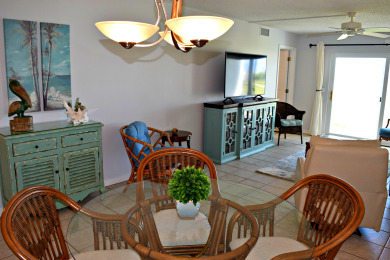 Lake House El Matador 311 by Alicia Hollis Rentals Free Beach Service, , on Gulf of Mexico - Fort Walton in Florida - Lakehouse Vacation Rental - Lake Home for rent on LakeHouseVacations.com