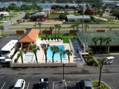 Lake House 507 Surf Dweller by Alicia Hollis Rentals Open Sep 6 FREE TICKETS! $300Day, , on Gulf of Mexico - Fort Walton in Florida - Lakehouse Vacation Rental - Lake Home for rent on LakeHouseVacations.com