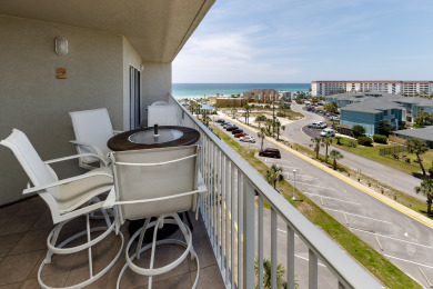 Lake House SC 712 Tidal Breeze - Sunsets and vibes, book your beach vacation now!!, , on Gulf of Mexico - Fort Walton in Florida - Lakehouse Vacation Rental - Lake Home for rent on LakeHouseVacations.com