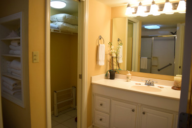 Lake House El Matador 425 by Alicia Hollis Rentals Open JUL 28 FREE TICKETS! $300Day, , on Gulf of Mexico - Fort Walton in Florida - Lakehouse Vacation Rental - Lake Home for rent on LakeHouseVacations.com