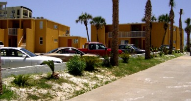 Lake House Island Surf 4 by Alicia Hollis Rentals Open Aug 23 FREE TICKETS! $300Day, , on Gulf of Mexico - Fort Walton in Florida - Lakehouse Vacation Rental - Lake Home for rent on LakeHouseVacations.com