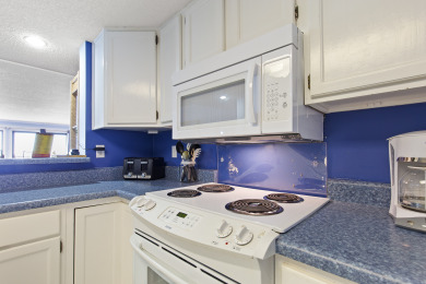 Lake House Surf Dweller 609 by Alicia Hollis Rental Open JUL 27 FREE ADVENTURES $300Day, , on Gulf of Mexico - Fort Walton in Florida - Lakehouse Vacation Rental - Lake Home for rent on LakeHouseVacations.com