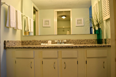 Lake House El Matador 117 by Alicia Hollis Rentals Open Aug 2 FREE TICKETS! $300Day, , on Gulf of Mexico - Fort Walton in Florida - Lakehouse Vacation Rental - Lake Home for rent on LakeHouseVacations.com