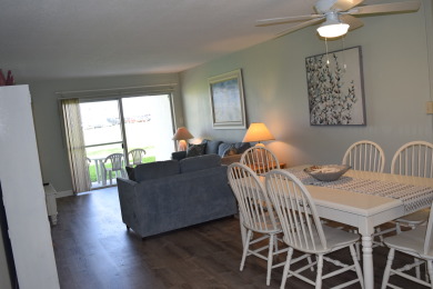 Lake House El Matador 117 by Alicia Hollis Rentals Open Aug 2 FREE TICKETS! $300Day, , on Gulf of Mexico - Fort Walton in Florida - Lakehouse Vacation Rental - Lake Home for rent on LakeHouseVacations.com