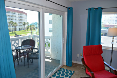 Lake House El Matador 239 by Alicia Hollis Rentals Open Aug 1 FREE TICKETS! $300Day, , on Gulf of Mexico - Fort Walton in Florida - Lakehouse Vacation Rental - Lake Home for rent on LakeHouseVacations.com