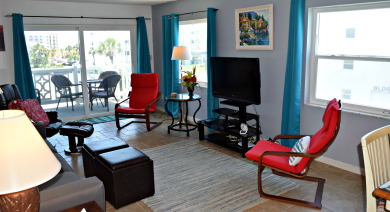 Lake House El Matador 239 by Alicia Hollis Rentals Open Aug 1 FREE TICKETS! $300Day, , on Gulf of Mexico - Fort Walton in Florida - Lakehouse Vacation Rental - Lake Home for rent on LakeHouseVacations.com