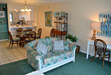 Lake House Emerald Isle 312 by Alicia Hollis Rentals Open Aug 9 FREE TICKETS! $300Day, , on Gulf of Mexico - Fort Walton in Florida - Lakehouse Vacation Rental - Lake Home for rent on LakeHouseVacations.com