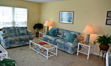 Lake House 404 Emerald Isle by Alicia Hollis Rentals Open Aug 2 FREE TICKETS! $300Day, , on Gulf of Mexico - Fort Walton in Florida - Lakehouse Vacation Rental - Lake Home for rent on LakeHouseVacations.com