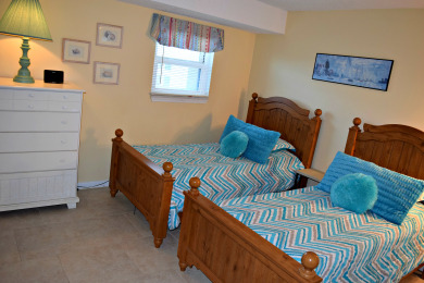 Lake House 404 Emerald Isle by Alicia Hollis Rentals Open Aug 2 FREE TICKETS! $300Day, , on Gulf of Mexico - Fort Walton in Florida - Lakehouse Vacation Rental - Lake Home for rent on LakeHouseVacations.com