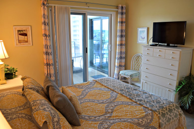Lake House 404 Emerald Isle by Alicia Hollis Rentals Open Aug 2 FREE TICKETS! $300Day, , on Gulf of Mexico - Fort Walton in Florida - Lakehouse Vacation Rental - Lake Home for rent on LakeHouseVacations.com