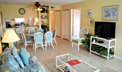 Lake House 404 Emerald Isle by Alicia Hollis Rentals Open Aug 2 FREE TICKETS! $300Day, , on Gulf of Mexico - Fort Walton in Florida - Lakehouse Vacation Rental - Lake Home for rent on LakeHouseVacations.com