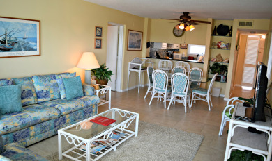 Lake House 404 Emerald Isle by Alicia Hollis Rentals Open Aug 2 FREE TICKETS! $300Day, , on Gulf of Mexico - Fort Walton in Florida - Lakehouse Vacation Rental - Lake Home for rent on LakeHouseVacations.com