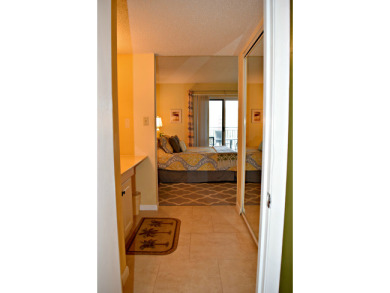 Lake House 404 Emerald Isle by Alicia Hollis Rentals Open Aug 2 FREE TICKETS! $300Day, , on Gulf of Mexico - Fort Walton in Florida - Lakehouse Vacation Rental - Lake Home for rent on LakeHouseVacations.com