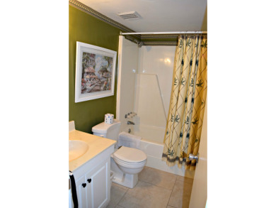 Lake House 404 Emerald Isle by Alicia Hollis Rentals Open Aug 2 FREE TICKETS! $300Day, , on Gulf of Mexico - Fort Walton in Florida - Lakehouse Vacation Rental - Lake Home for rent on LakeHouseVacations.com
