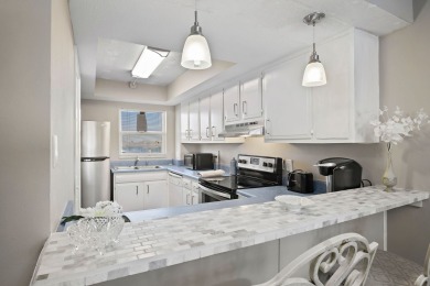 Lake House El Matador142 by Alicia Hollis Rentals Open July 21 FREE TICKETS! $300Day, , on Gulf of Mexico - Fort Walton in Florida - Lakehouse Vacation Rental - Lake Home for rent on LakeHouseVacations.com