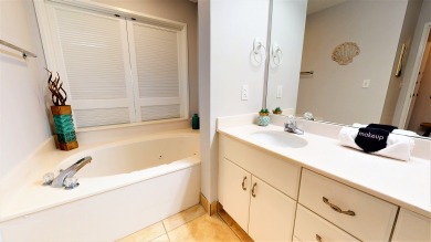 Lake House Summit 407A*Reduced Summer Rates* updated unit, pool, hot tub, , on Gulf of Mexico - Miramar Beach in Florida - Lakehouse Vacation Rental - Lake Home for rent on LakeHouseVacations.com