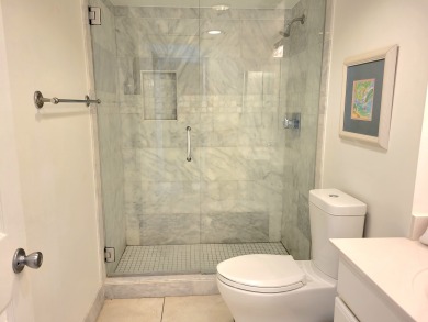 Lake House Beachside II 4302 Cozy, upgraded clean beachfront condo 'A Mermaids Tale', , on Gulf of Mexico - Miramar Beach in Florida - Lakehouse Vacation Rental - Lake Home for rent on LakeHouseVacations.com