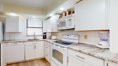 Lake House Beachside 2 4283 Gorgeous & Updated Beachfront Destin condo, , on Gulf of Mexico - Miramar Beach in Florida - Lakehouse Vacation Rental - Lake Home for rent on LakeHouseVacations.com