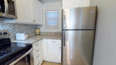Lake House Summit 205A lockout - Gorgeously updated 'Seaside Treasure' - Walk to Beach, , on Gulf of Mexico - Miramar Beach in Florida - Lakehouse Vacation Rental - Lake Home for rent on LakeHouseVacations.com