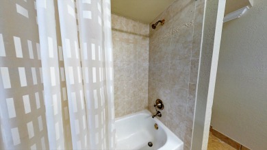 Lake House Beach Manor 812 - gulf & beachfront 3 bedroom & direct beach access, , on Gulf of Mexico - Miramar Beach in Florida - Lakehouse Vacation Rental - Lake Home for rent on LakeHouseVacations.com