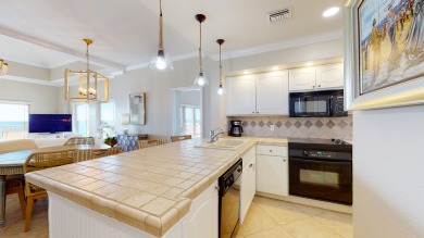 Lake House Beach Manor 812 - gulf & beachfront 3 bedroom & direct beach access, , on Gulf of Mexico - Miramar Beach in Florida - Lakehouse Vacation Rental - Lake Home for rent on LakeHouseVacations.com