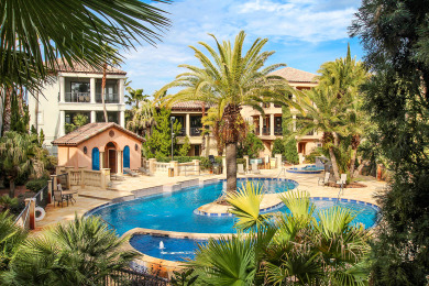 Lake House FALL DATES AVAIL! Pet-Friendly 3BR Luxury Home walk to beach!, , on Gulf of Mexico - Miramar Beach in Florida - Lakehouse Vacation Rental - Lake Home for rent on LakeHouseVacations.com
