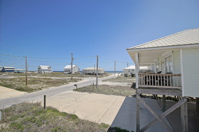 Lake House Sandpiper-Pet Friendly-Steps away from the beach-Signature Properties, , on Gulf of Mexico - Fort Morgan in Alabama - Lakehouse Vacation Rental - Lake Home for rent on LakeHouseVacations.com