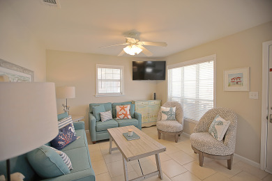 Lake House Sandpiper-Pet Friendly-Steps away from the beach-Signature Properties, , on Gulf of Mexico - Fort Morgan in Alabama - Lakehouse Vacation Rental - Lake Home for rent on LakeHouseVacations.com