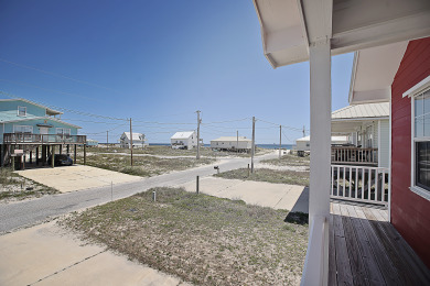 Lake House Sandpiper-Pet Friendly-Steps away from the beach-Signature Properties, , on Gulf of Mexico - Fort Morgan in Alabama - Lakehouse Vacation Rental - Lake Home for rent on LakeHouseVacations.com