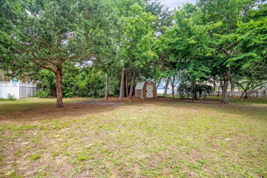 Lake House Matry's A Charming Beach Cottage Short Walk to the Beach , , on Atlantic Ocean - Surfside Beach in South Carolina - Lakehouse Vacation Rental - Lake Home for rent on LakeHouseVacations.com