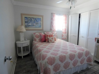 Lake House Oceanfront 3bed2.5bath-Water's Edge Resort1201 IndoorOutdoor Pool & Hot Tub, , on Atlantic Ocean - Garden City Beach in South Carolina - Lakehouse Vacation Rental - Lake Home for rent on LakeHouseVacations.com